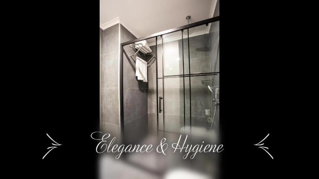 Side Square Hotel Extérieur photo